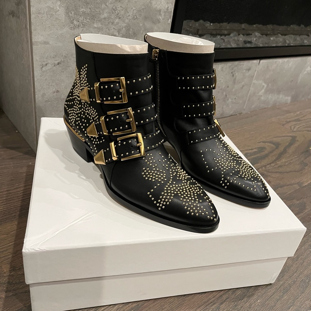 Brand new Chloe Susanna boots